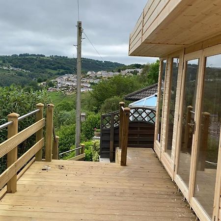 Вілла The Crest Hillside Retreat With Hot Tub Abertillery Екстер'єр фото